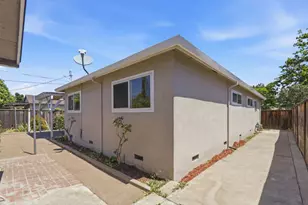 5273 Amelia Dr, San Jose, CA 95118 - Photo 39