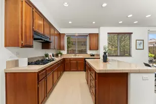 10360 Jennick Way, Elk Grove, CA 95757 - Photo 9