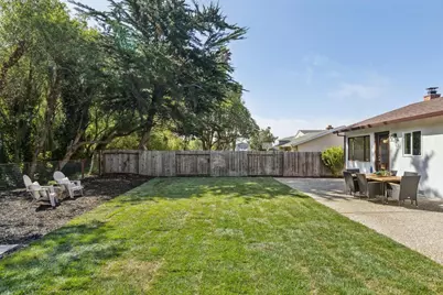 1404 Flores Dr, Pacifica, CA 94044 - Photo 19