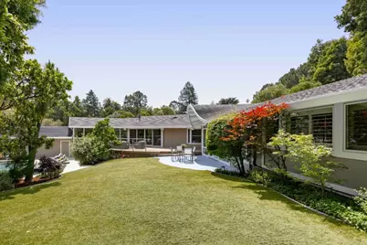 34 Roberts Way, Hillsborough, CA 94010 - Photo 25