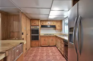 19690 N Hwy 99 121, Acampo, CA 95220 - Photo 13