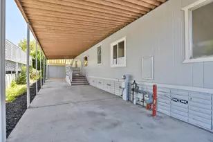 19690 N Hwy 99 121, Acampo, CA 95220 - Photo 33