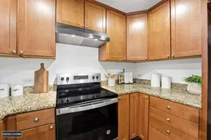 809 Auzerais Ave 108, San Jose, CA 95126 - Photo 11