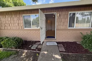 2505 Prescott Rd 1, Modesto, CA 95350 - Photo 5