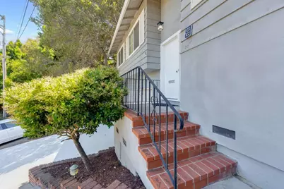 8 Laurel Ct, Belmont, CA 94002 - Photo 35
