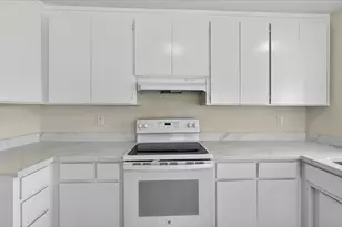 1627 Cherokee Dr, Salinas, CA 93906 - Photo 5