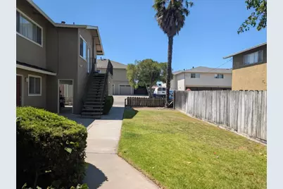 1431 Gabilan Dr, Hollister, CA 95023 - Photo 5