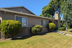 1431 Gabilan Dr, Hollister, CA 95023 - Photo 1