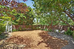 3991 Sutherland Dr, Palo Alto, CA 94303 - Photo 27