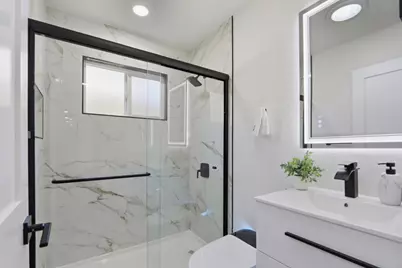 321 McCovey Ln, San Jose, CA 95127 - Photo 35