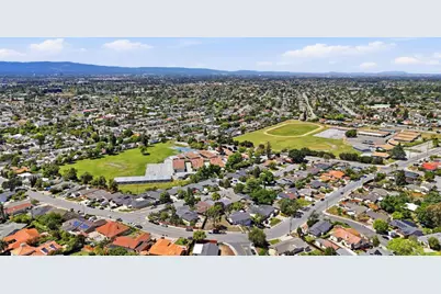 321 McCovey Ln, San Jose, CA 95127 - Photo 57