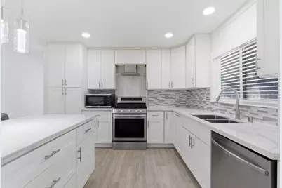 385 Pinefield Rd 385, San Jose, CA 95134 - Photo 25