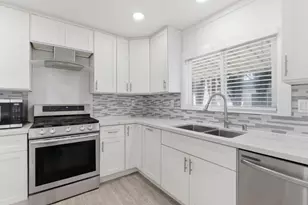 385 Pinefield Rd 385, San Jose, CA 95134 - Photo 13