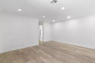 385 Pinefield Rd 385, San Jose, CA 95134 - Photo 9