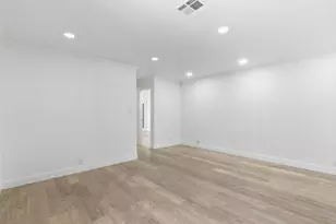 385 Pinefield Rd 385, San Jose, CA 95134 - Photo 9