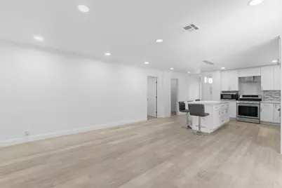 385 Pinefield Rd 385, San Jose, CA 95134 - Photo 11