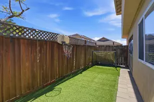 352 San Juan Grade Rd, Salinas, CA 93906 - Photo 11