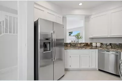 575 Shoal Cir, Redwood Shores, CA 94065 - Photo 9