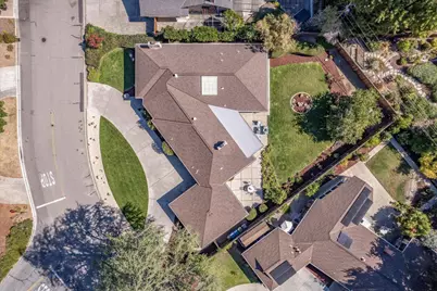 12468 Saratoga Creek Dr, Saratoga, CA 95070 - Photo 11