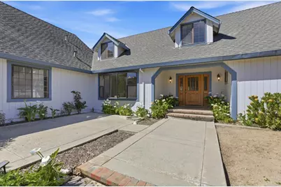 215 Chateau Dr, Aromas, CA 95004 - Photo 3