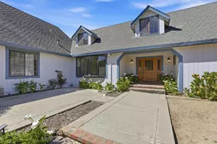 215 Chateau Dr, Aromas, CA 95004 - Photo 3