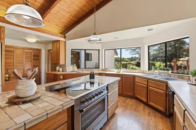 215 Chateau Dr, Aromas, CA 95004 - Photo 9