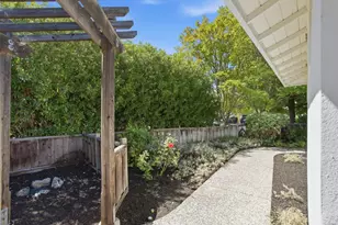621 Wellsbury Way, Palo Alto, CA 94306 - Photo 31