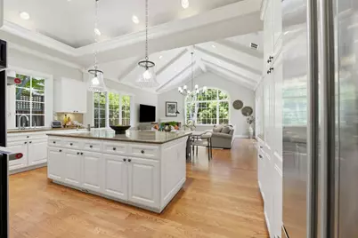 202 Felton Dr, Menlo Park, CA 94025 - Photo 17