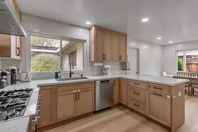 2337 Walden Sq, San Jose, CA 95124 - Photo 7