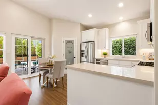 1691 Albany Ct, Hollister, CA 95023 - Photo 9