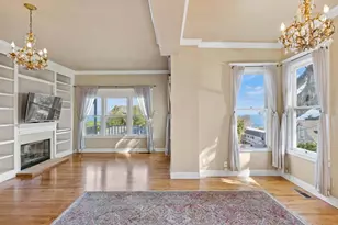 218 4th St, Pacific Grove, CA 93950 - Photo 7