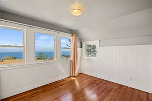 218 4th St, Pacific Grove, CA 93950 - Photo 15