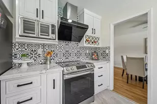 760 W 9th St, Gilroy, CA 95020 - Photo 9