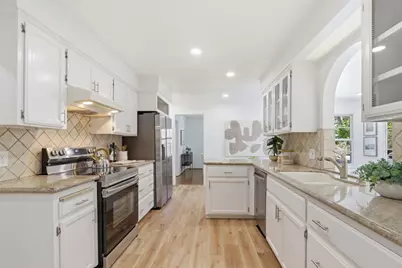 1666 Topeka Ave, San Jose, CA 95126 - Photo 17