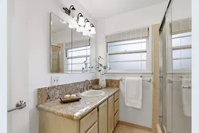 1666 Topeka Ave, San Jose, CA 95126 - Photo 27