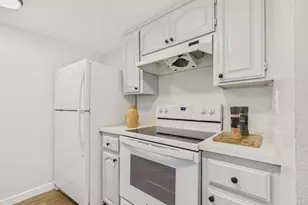 215 Red Oak Dr G, Sunnyvale, CA 94086 - Photo 17
