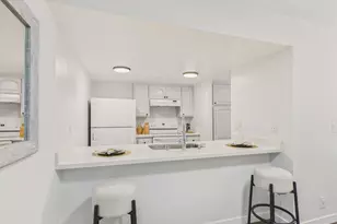 215 Red Oak Dr G, Sunnyvale, CA 94086 - Photo 13