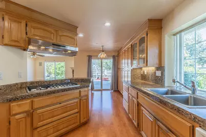 1520 Cambridge Ct, Salinas, CA 93906 - Photo 17
