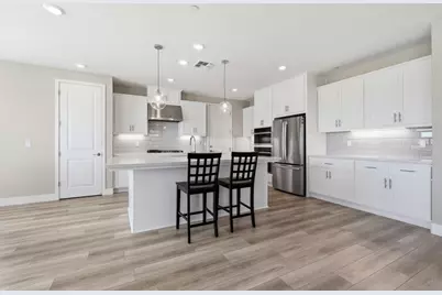 16141 Riverton Ave, Lathrop, CA 95330 - Photo 11