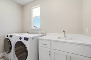 16141 Riverton Ave, Lathrop, CA 95330 - Photo 43