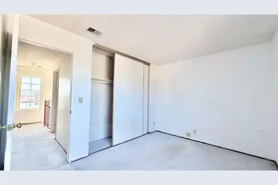 150 Checkers Dr, San Jose, CA 95116 - Photo 23