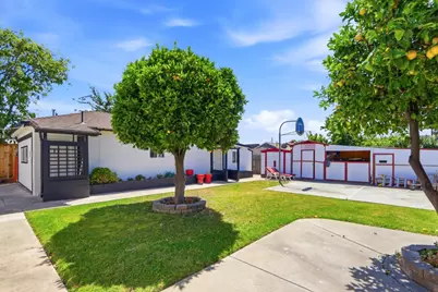 1825 Mayfair Pl, San Jose, CA 95116 - Photo 13