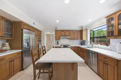 354 Vallejo St, El Granada, CA 94018 - Photo 15