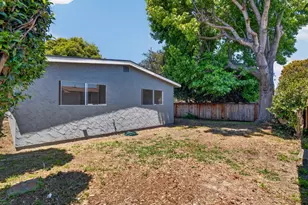 560 Cedar Dr, Watsonville, CA 95076 - Photo 41