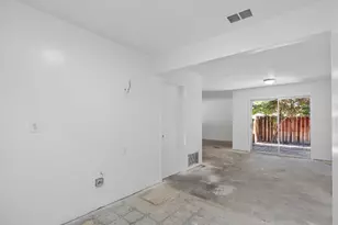 560 Cedar Dr, Watsonville, CA 95076 - Photo 15