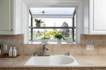 1029 Lupin (Lower) Way, San Carlos, CA 94070 - Photo 11