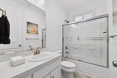 1650 Clover Ct, Hollister, CA 95023 - Photo 9