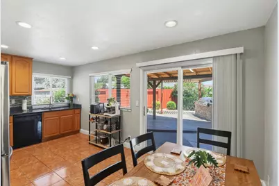 597 Oldbrook Ct, San Jose, CA 95111 - Photo 13