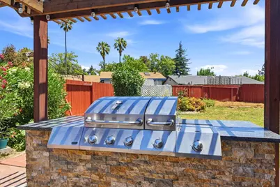 597 Oldbrook Ct, San Jose, CA 95111 - Photo 31