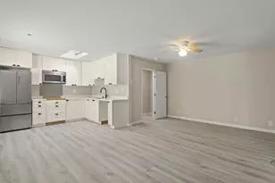 2045 Jefferson Dr, Gilroy, CA 95020 - Photo 27